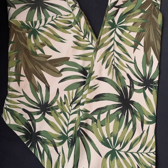 Liquido High Waist AthleticYoga Leggings in The Pa - Picture 6 of 6